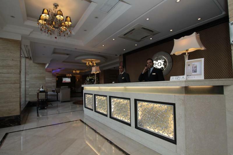 Boudl Hotel Suites Fahahil Kuwait City Exteriör bild
