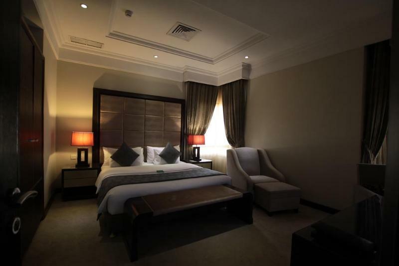 Boudl Hotel Suites Fahahil Kuwait City Exteriör bild